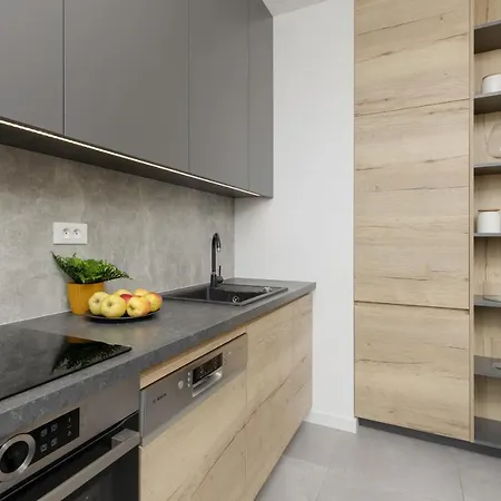 아파트 Okrzei 8 - With 2 Balconies By Renters