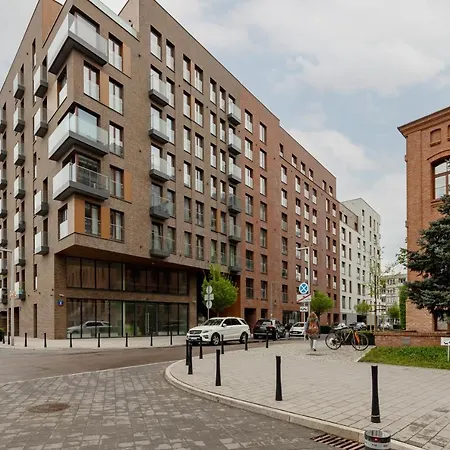 Okrzei 8 - With 2 Balconies By Renters *